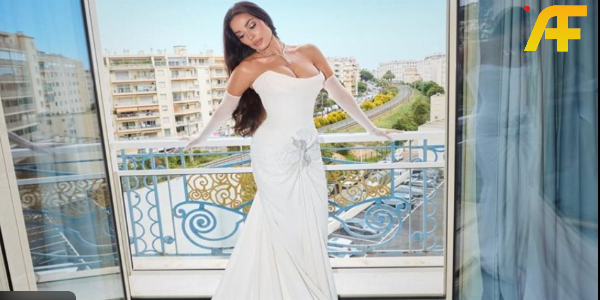 إطلالة نادين نسيب نجيم في مهرجان كان 2025: أناقة عربية تسرق الأنظار