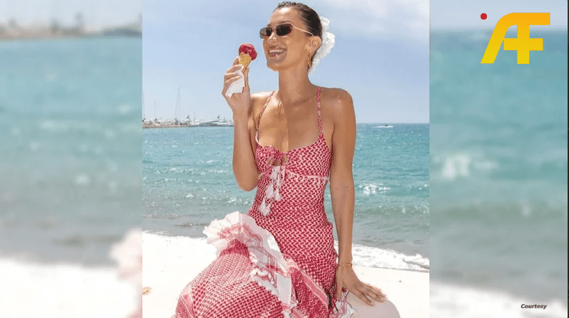 بيلا حديد فستان الكوفية