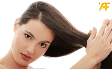 خلطات طبيعية لتطويل الشعر بسرعة