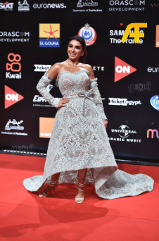 إطلالة روجينا