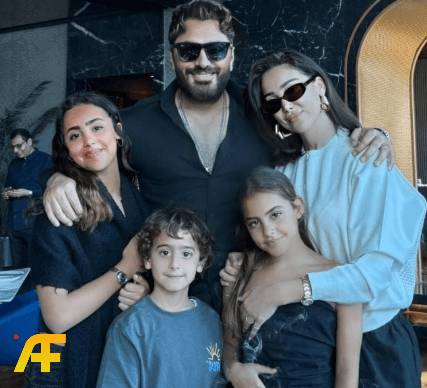 تامر حسني وبسمة بوسيل يثيران الجدل في عيد ميلاد نجلهما