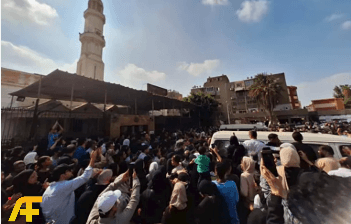 حضور آلاف المودعين من محبي إسماعيل الليثي