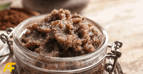 سكراب القهوة وزيت الزيتون للتنعيم والشد