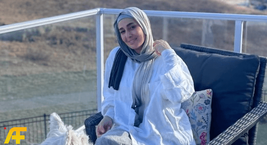 لماذا نشرت حلا شيحة رسالة لدينا الشربيني؟