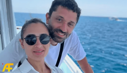 ما الذي سبب انتشار أنباء انفصال كريم عبد العزيز وزوجته؟