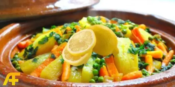 طريقة عمل الطاجين المغربي بالخضار واللحم على نار هادئة بطعم أصيل