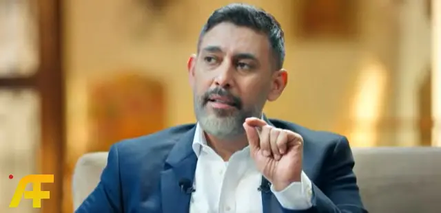 ما هو العلاج الذي تلقاه عمرو مصطفى لمرض السرطان؟