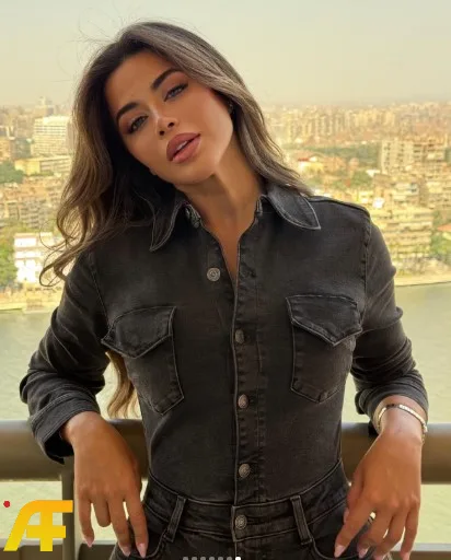 ما هي المحطات الفنية للفنانة يارا السكري؟