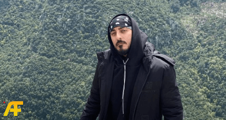 متى انفصل حسام الحسيني عن زوجته نانسي؟