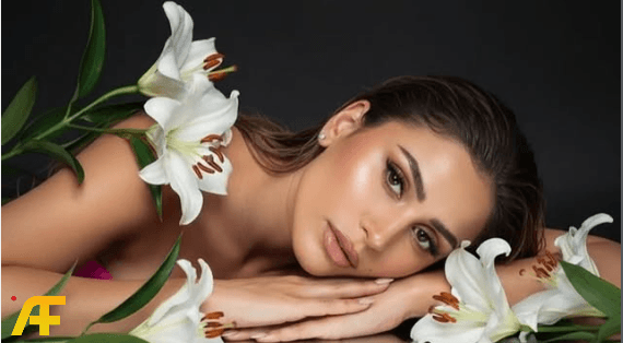 من هي دينا الشربيني؟