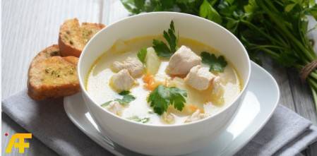 شوربة الدجاج بالخضار