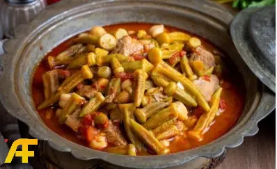 وصفة البامية المصرية باللحم المفروم والصلصة